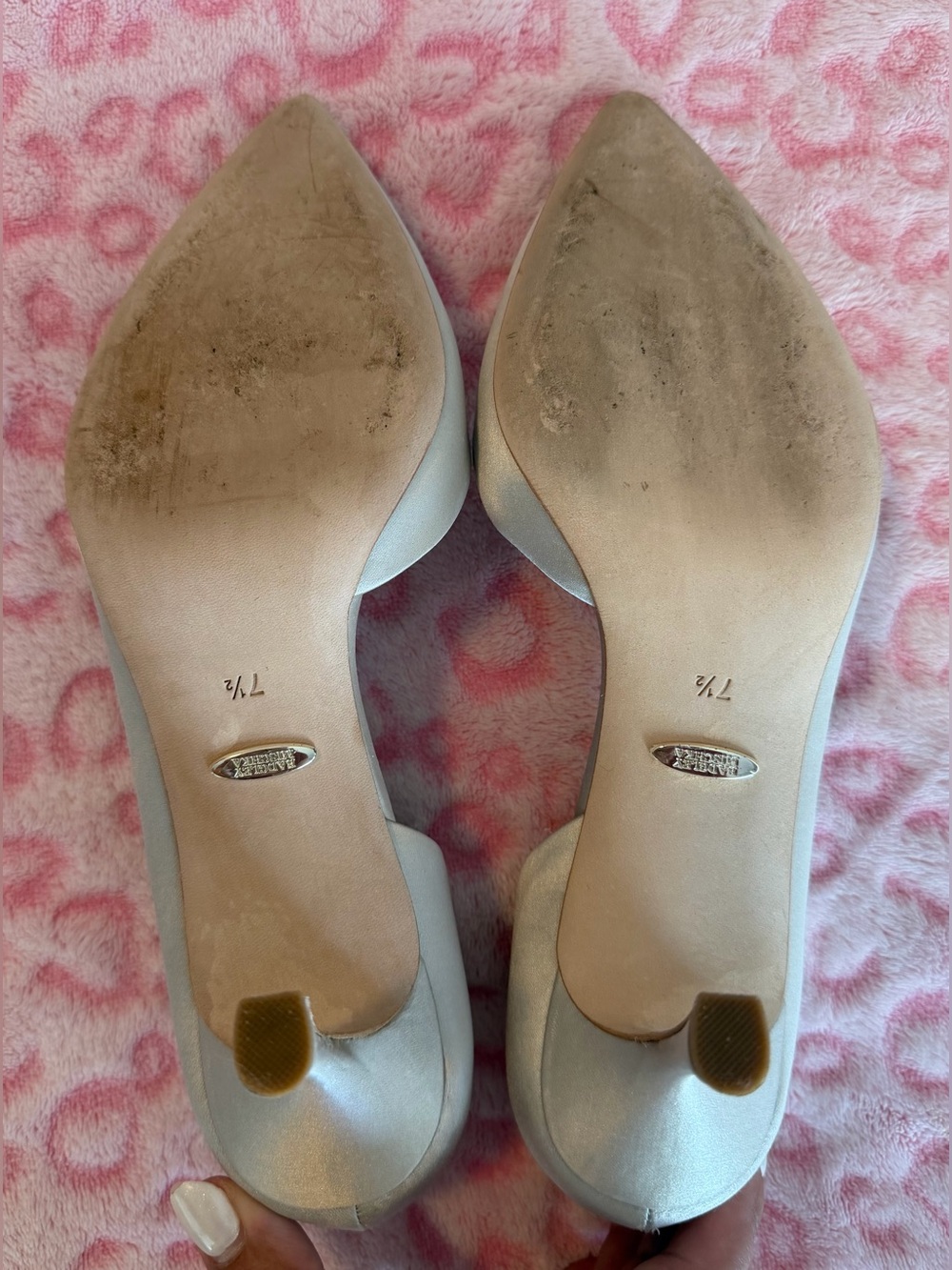 Badgley Mischka Ivory Heels With Crystal
Fabia Pump Women’s Size: 7.5 - Picture 8 of 10